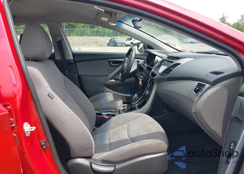 2014 Hyundai Elantra Se z USA, uszkodzony, nr VIN KMHDH4AE6EU182987